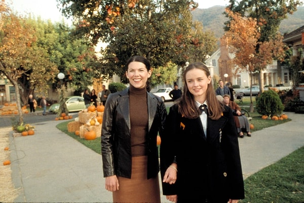 2. The Gilmore Girls (2000-2007)