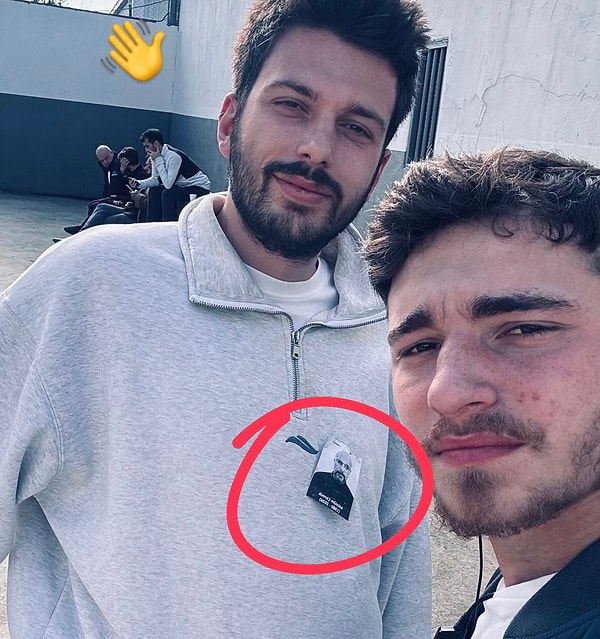 Set ekibinin paylaşımında Müslüm karakterinin öldüğüne işaret eden detay kafa karışıklığı yarattı.