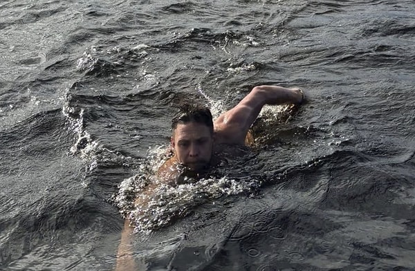 Sam McAlpine Peyre, a 32-year-old plumber, had no inkling that his life was about to take a dramatic turn when he set out for a swim in the Stroudwater Navigation Canal with his family.