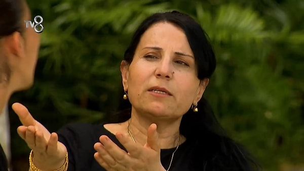 Survivor'a Nefise'nin annesinin katılmasıyla keyifli anlar yaşandı.