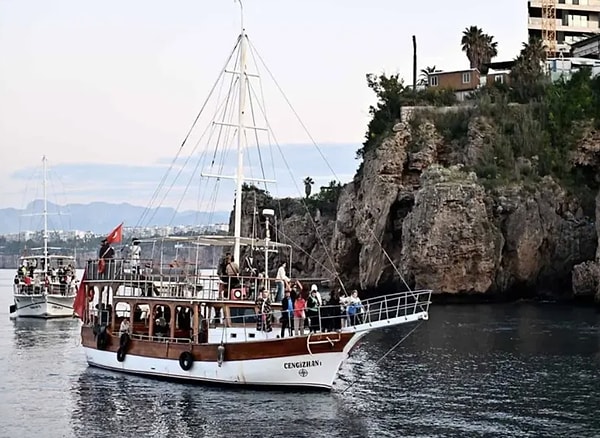 Etkinliğe katılan vatandaşlar için Hıdırellez, sadece bir gelenek değil, aynı zamanda bir birliktelik sembolü.