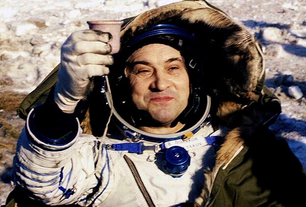 Yer çekimsiz ortam, insan vücudu üzerinde ciddi değişikliklere yol açıyor.