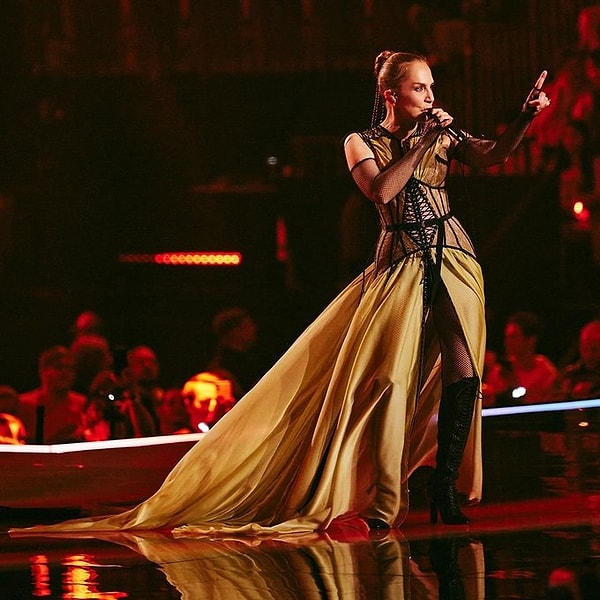 2003 yılında “Everyway That I Can” şarkısıyla Türkiye’ye unutulmaz bir zafer yaşatan Sertab Erener, Eurovision denince akla gelen ilk isimlerden biri olmayı sürdürüyor.