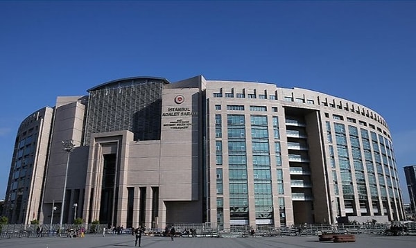 Yıllara dayanan arkadaşlık önce ilişkiye ardından kabusa döndü.