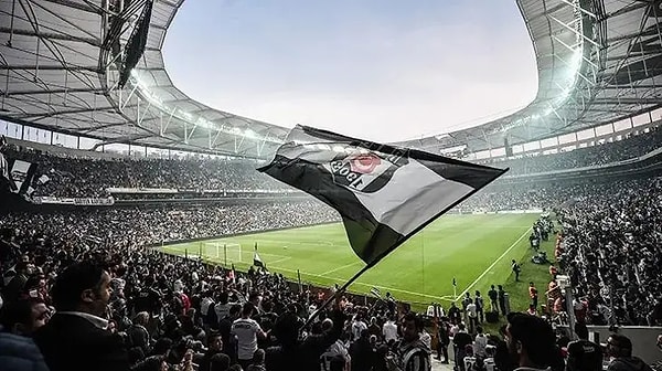 Beşiktaş'ın köklü tribün gruplarından Çarşı, Trabzonspor maçı öncesi çağrı yaptı.