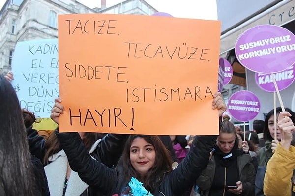 İğrenç olayda 33 kişi tutuklandı.