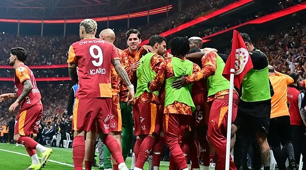 Yönetim paylaşımı kaldırdı.