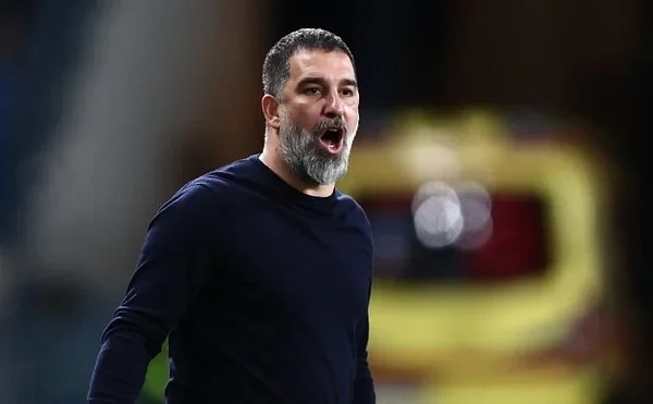 Şampiyonluk maçını 4-0 kazandı.