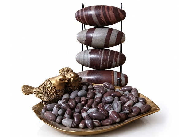 Shiva Lingam ise bunların en güçlülerinden biridir.