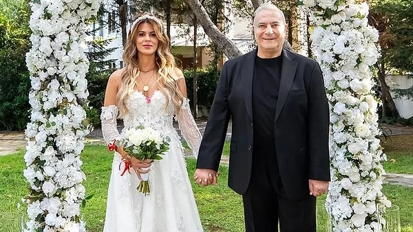 Türk televizyon tarihinin en renkli ve en olaylı isimlerinden biri olan Mehmet Ali Erbil, yıllardır hem özel hayatıyla hem de sivri çıkışlarıyla magazin gündeminden düşmüyor.