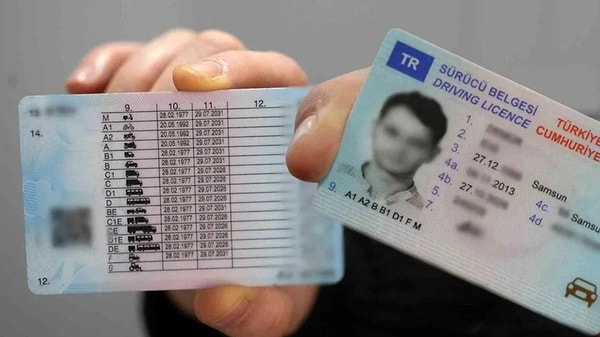Türkiye yollarında güvenliğin artırılması ve sürücülerin sağlık durumlarının daha yakından takip edilmesi amacıyla ehliyet yenileme sisteminde önemli bir makas değişikliğine gidiliyor.