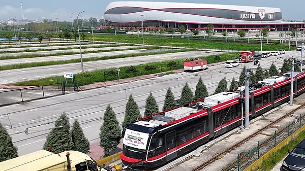 Samsun’a getirilen yeni tramvaylar, sadece kapasiteleriyle değil, teknik özellikleriyle de dikkat çekiyor.