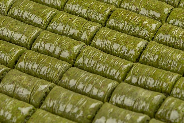 Pistachio Roll-Up