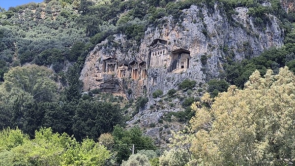 Bilim dünyasının yüzyıllarca aradığı antik kentin konumu 1842 yılında kesinleşti