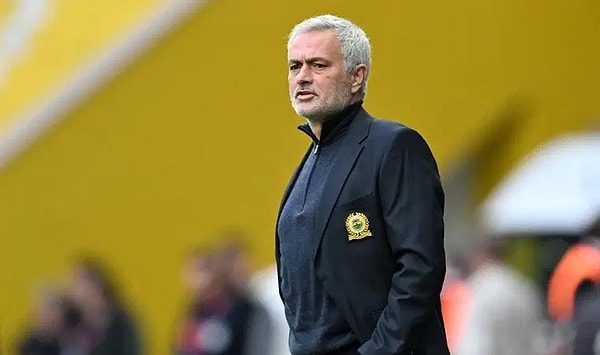 According to Perez, the chaos in the locker room ends with Mourinho.