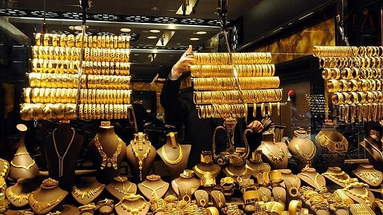 Economist Selcuk Gecer Reveals Shocking Gold Price Target of $5,000 for Near Future