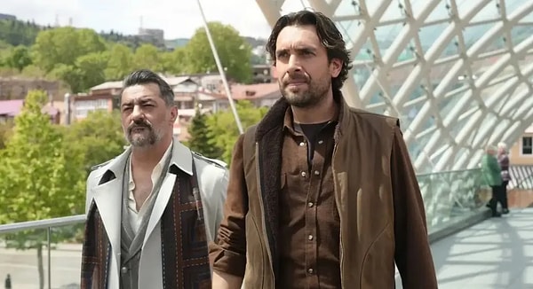 In the latest episode of "This Sea Will Overflow," a surprise actor has joined the cast.