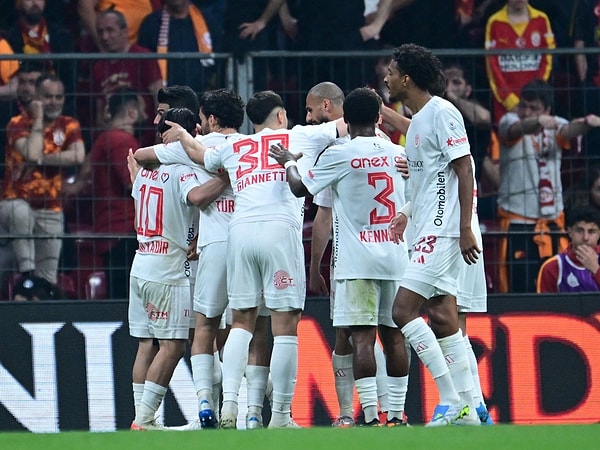 Antalya hangi şartlarda küme düşer? (29 Puan)