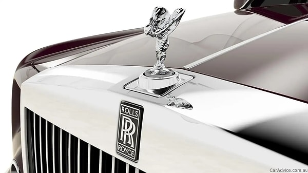 “Spirit of Ecstasy” hâlâ elle parlatılıyor