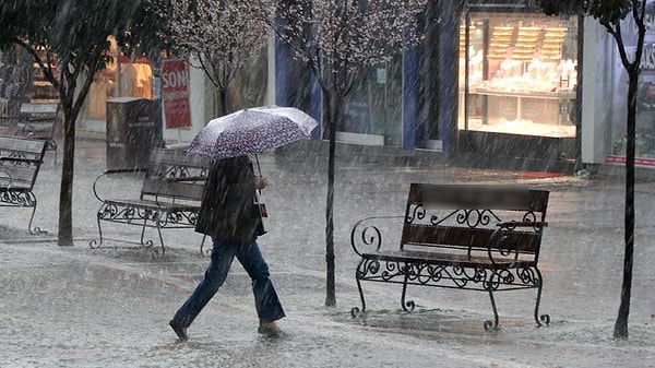 Çarşamba gününe dikkat! İstanbul'da sıcaklıklar çakılacak.