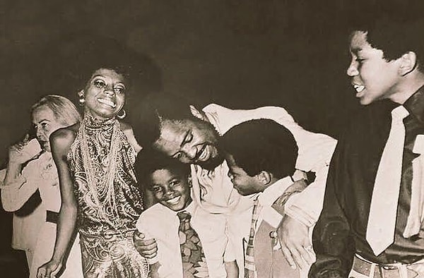 Küçük Stevie Wonder" efsanesi doğuyor!