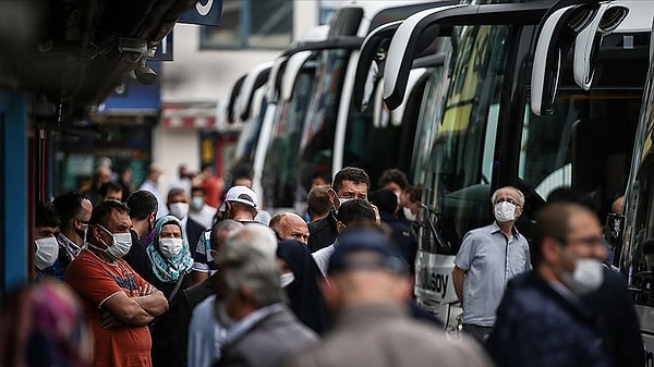 Otobüslerde, hareket saatine 12 saat kalana kadar tam ücret iadesi yapılmasını zorunlu hale getirildi.