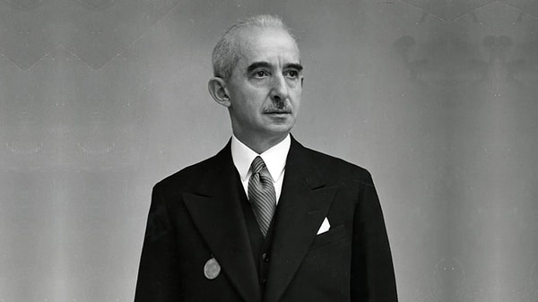 İsmet İnönü!