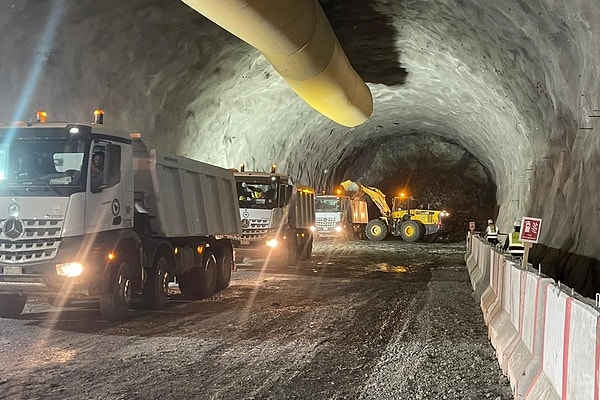 Proje maliyetleri ve teknik zorluklar tartışmaları beraberinde getiriyor