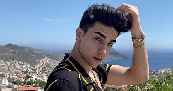 Özgür Deniz Cellat Kimdir?