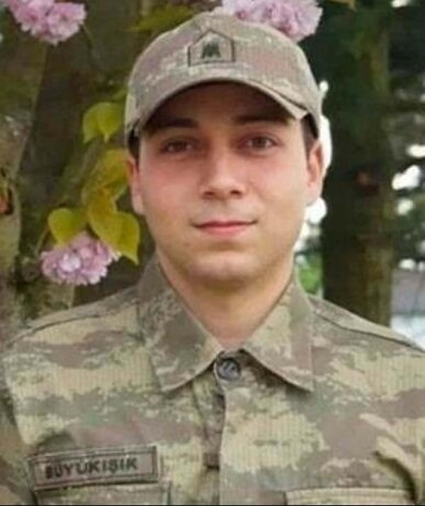 Emekli Tümgeneral Ethem Büyükışık'ın oğlu Dorukhan Büyükışık, 13 Mayıs 2018'de evinin yakınlarındaki bir inşaat şantiyesinde ölü bulundu.