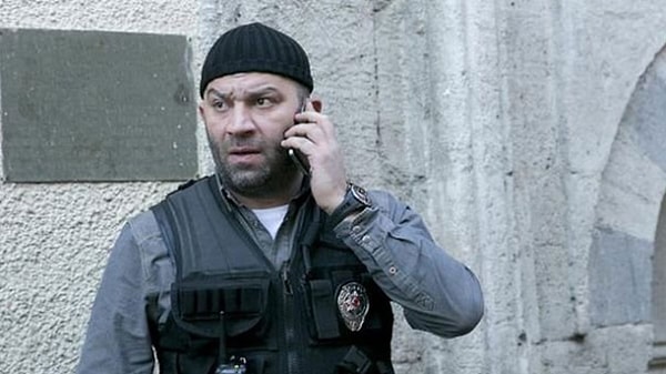 Dizinin akıbetiyle ilgili son noktayı uzun yıllardır Mesut Komiser rolüyle fenomen olan Şevket Çoruh koydu.