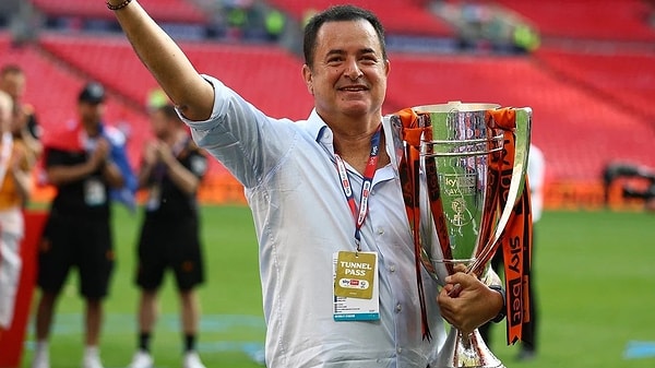 Hull City, Championship play-off finalinde Middlesbrough’u 1-0 mağlup ederek Premier Lig’e yükseldi.