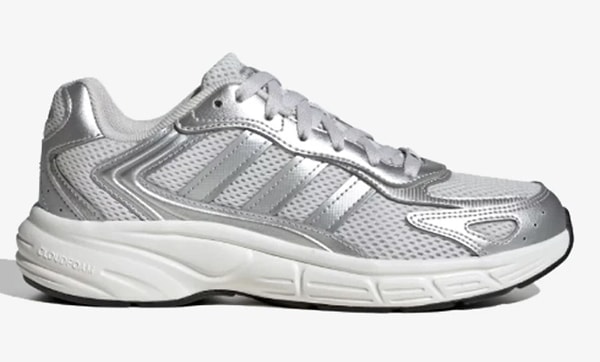 Haftanın en çok sevilen Adidas kampanyasında bu retro model kapış kapış gitti!