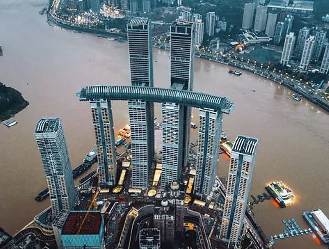 World's First Horizontal Skyscraper Built Atop Four Towers Weighs Like Eiffel Tower