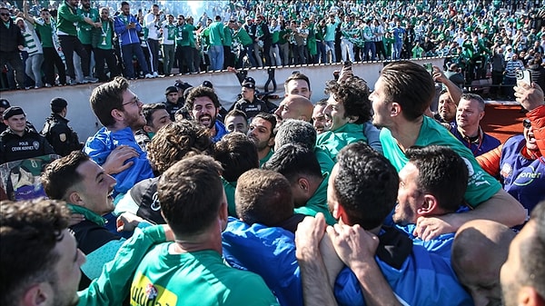 Bursaspor'un yükselişi sürüyor.