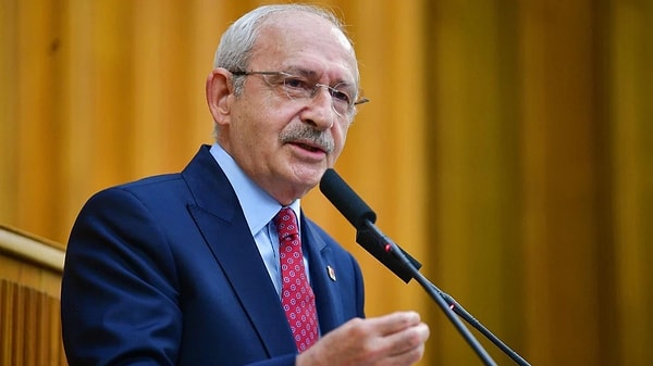 Bazı isimler AKP'ye geçtiği için, bazı isimler de istifa ettiği için listede olamayacak.