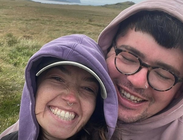 The greatest challenge for the couple in this adventure, which will span throughout the summer season, will be the primitive living conditions on the island.