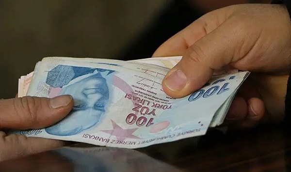 Emeklilikte Yaşa Takılanlar (EYT) düzenlemesinden yararlanmak isteyen yüz binlerce tarım işçisi için beklenen müjdeli haber en üst yargı makamından geldi.