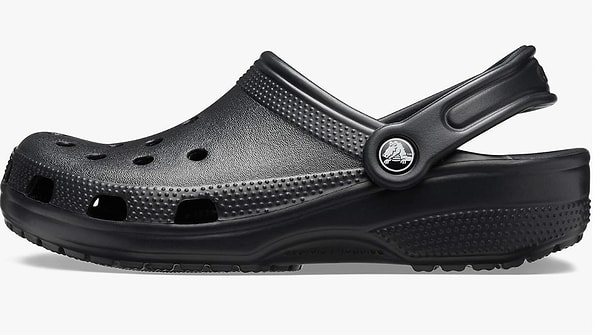 Hem plajda hem günlük koşturmacada ayağı yormayan o meşhur unisex terlik!