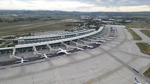 Proje kapsamında aktarmasız ve hızlı bir ulaşım ağı tasarlandı