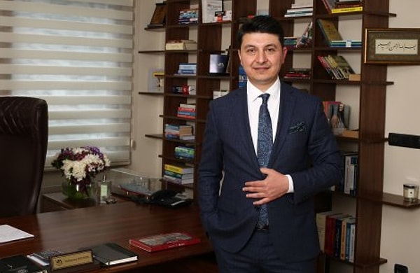 Elinde nakiti olanlar ne yapmalı? Ekonomist Muhammet Bayram, altın için alım fırsatını paylaştı.