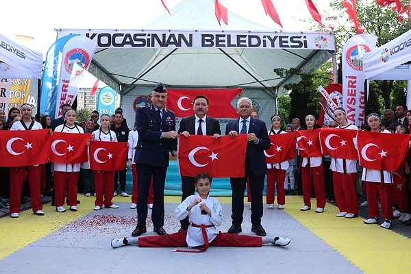Erdemlerimizle Varız (ERVA)’da Vali Gökmen Çiçek Vizyonu