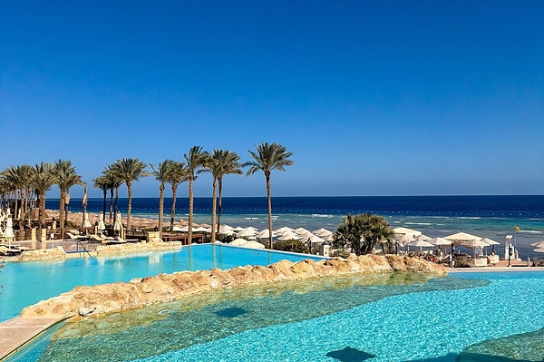 5. Geniş plajlarıyla dikkat çeken Makadi Bay!