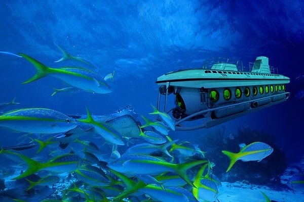 9. Sindbad denizaltı turu.