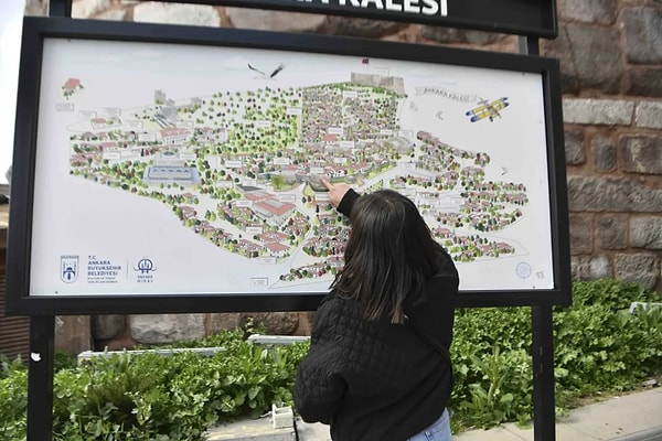 Toplu taşıma ağlarına entegre edilen yeni hat sayesinde tarihi merkezlere ulaşım kolaylaştı