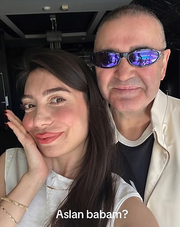 Bu kez gündeme gelen gelişme ise dizinin oyuncularını yeniden buluşturan bir paylaşım oldu.