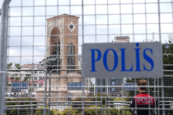 Gezi Parkı Eylemleri’nin yıl dönümü nedeniyle bugün Taksim adeta ablukaya alındı.