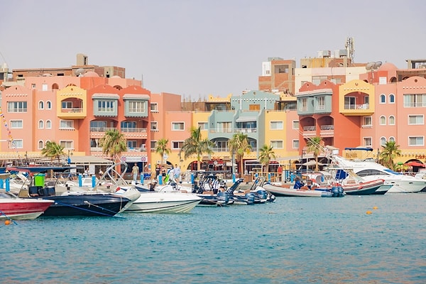 Hurghada Marina'da güzel bir akşam yemeği yemek!