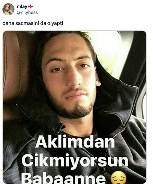Hakan Çalhanoğlu'nun ilginç postları mevcut.