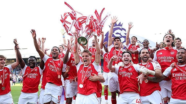 8 - Arsenal